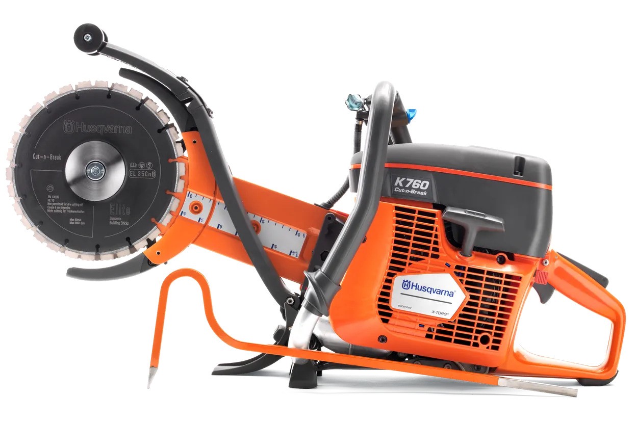ezgif-59e7b8a3efb37c 2 stroke cut n break saw hire