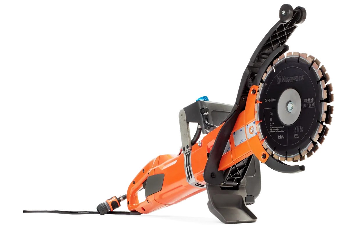 ezgif-5bd5e56b9f78be 2 stroke cut n break saw hire